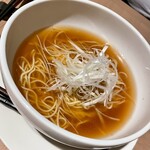 中国料理 「王朝」 - 細切り葱の上湯汁そば