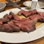 トラットリア カルネジーオ - 