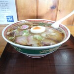 白河手打らーめん　うさぎ - ワンタンメンの大盛り！最高の油浮き！！