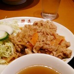 鳳来 - 生姜焼きのアップ