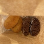 マガーズドーナツ - ココア、チョコチップ、レモンシュガー