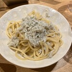 Cerdi - シラスのペペロンチーノ