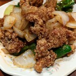 刺身処 土竜 - せせりの黒胡椒炒め