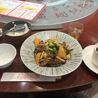 個室中華 頤和園 溜池山王店 - 