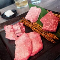 近江うし焼肉 にくTATSU 日本橋室町店 - 