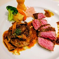 神戸牛洋食アモナ - 神戸牛ハンバーグ&ローストビーフ