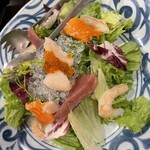浜焼き海鮮居酒屋 大庄水産 - 海鮮サラダ@950