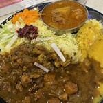 カリ～ アンド スパイスバル カリ～ビト - 3種カリー1500円(色んな種類味わえて幸せ)