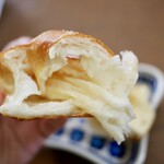 しあわせの葉っぱベーカリー - しあわせの塩パン