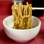 ラーメン二郎 - 麺リフト