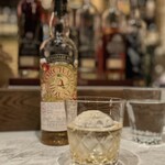 TOKYO Whisky Library - 