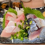 てっぺん - 大間の天然 活け〆ブリ刺し＆〆サバ（サービス？）♡