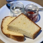 RACINES AOYAMA - Bread