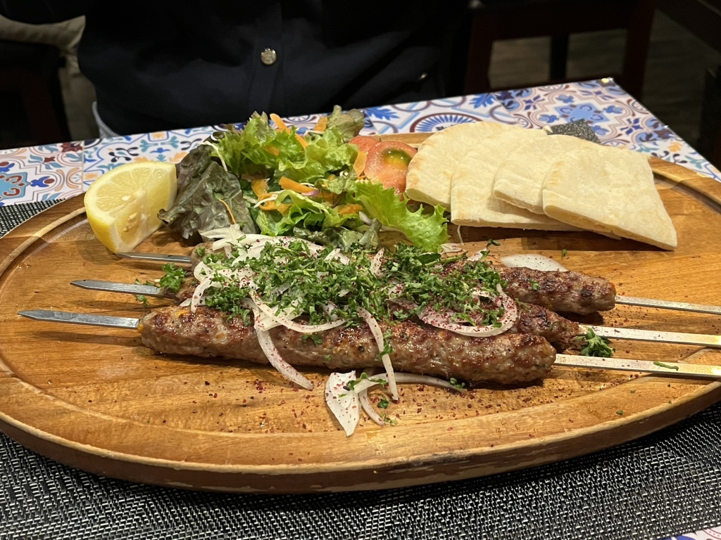 写真 : アラブ料理専門店 七つの丘 SEVEN HILLS （セブンヒルズ） - 南森町/中東料理 | 食べログ