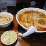 長町ラーメン - 休日挟んで5連チャン目のスーラーワンタン！！セット合わせてストライクのドはまりです。ボリュームも満点です！！