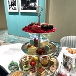 Tiffany Blue Box Café - 