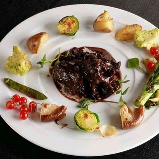 日常に寄り添う、お手頃価格の本格フレンチ