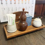 手打ちそば 八溝 - 卓上調味料