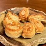 萬的中華 笑龍 - 餃子。