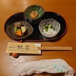 とんかつ 桐の家 - イカ塩辛、こんにゃく、さつまいも、漬物