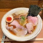 Homemade Ramen 麦苗 - 醤油 上トッピング