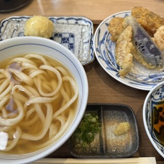 ⼿打ちと創造 はなまるうどん_0