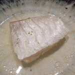 鮨 在 - 愛媛　白甘鯛　昆布出汁と酒蒸し