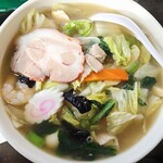 泰陽楼 - 五目ラーメン(1,230円）＋大盛（180円）