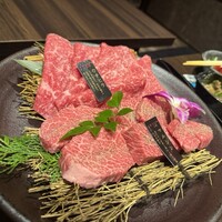 近江牛専門店 万葉 まえだ亭 - 