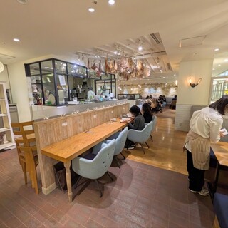 アフタヌーンティー ラブアンドテーブル_2