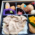 津多屋 - 料理写真:ロース生姜焼き弁当