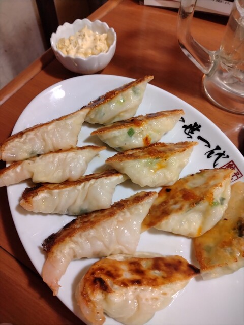 Gyoza Sakaba Issei Ichidai Hon Ten