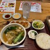 餃子の丸満 本店