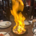 コロニアルラウンジ - 