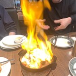 コロニアルラウンジ - 