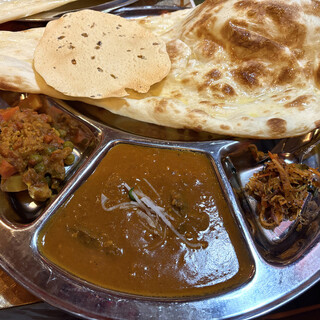 デリーガーデン_0