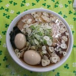 手打ち らーめん 響 - スタミナらーめんの大盛り＋味玉２個　背脂抜き！