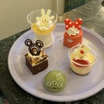 クリスタルパレス レストラン - 最後は「デザート」で〆ます！！