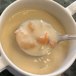 クリスタルパレス レストラン - 海老がたっぷり( ﾟДﾟ)ｳﾏｰ