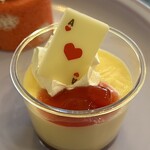 クリスタルパレス レストラン - 「バンケットホール」で出している「カスタードプリン」！