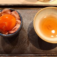 虎ノ門 焼鳥國よし - 黄身とレバニラ