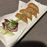 餃子食べ放題専門店 新宿無限餃子 - 