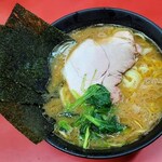 ラーメン 杉田家 - ラーメン並