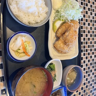 カフェ トレイン_0