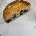 雪岡市郎兵衛 洋菓子舗 - チーズケーキ中に丹波栗たっぷり