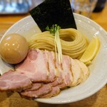 MENYA NAKAGAWA - 特製鶏魚介つけ麺中盛