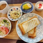 ストロベリー フィールズ - 