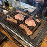 ニクアザブ 二子玉川店 - 