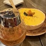 シカゴピザ＆スフレオムレツ Meat&Cheese ARK2nd 新宿店 - 