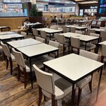 天下一品 - テーブル席⁽⁽ૢ(⁎❝ົཽω❝ົཽ⁎)✧
